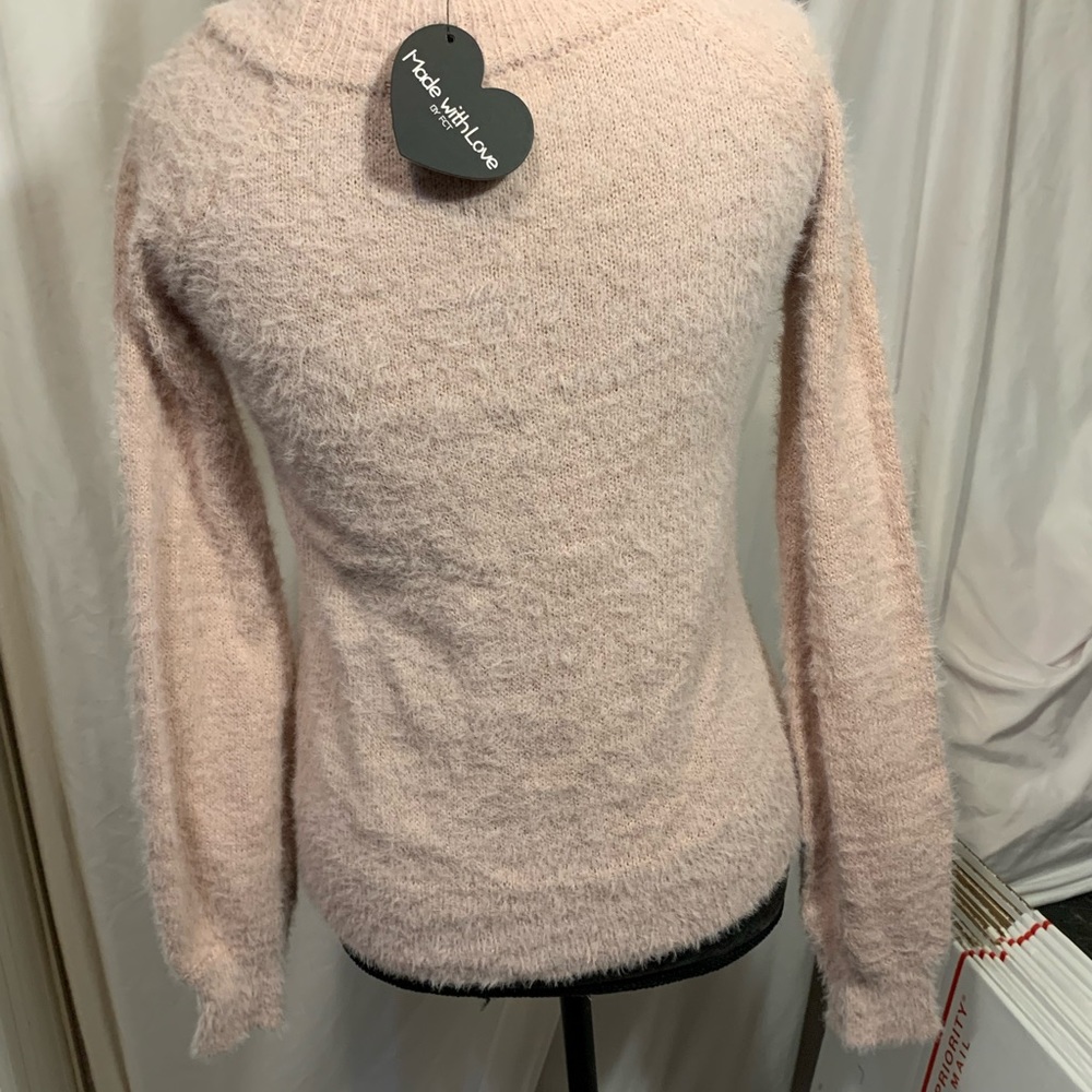 Soft fuzzy white sweater Made with Love - Picture 2 of 5